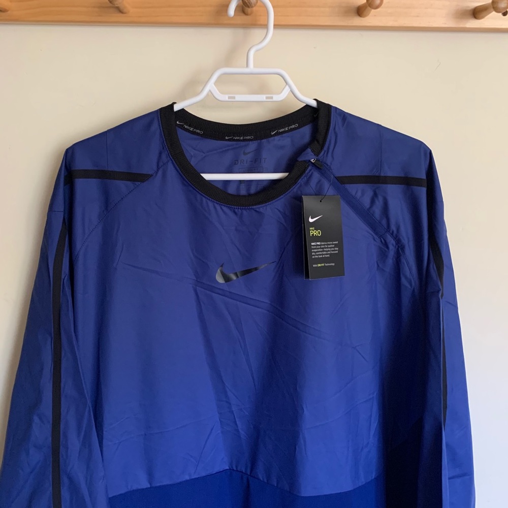 NWT Nike Pro Water Resistant Training Jacket L